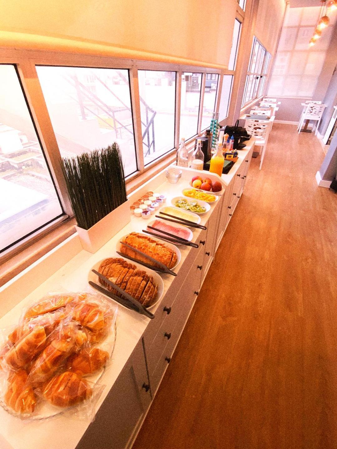 Le Premier Lisbon Suites Bagian luar foto